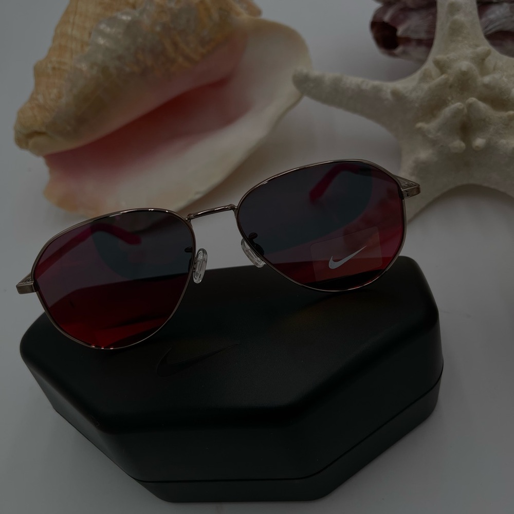 Nike Vision Black Recycled Case new without tags. All inclusive